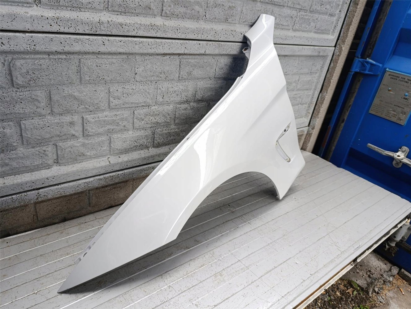 BMW IV 4 F32 F33 F36 BŁOTNIK LEWY PRZEDNI ORYGINAŁ (17718233974)