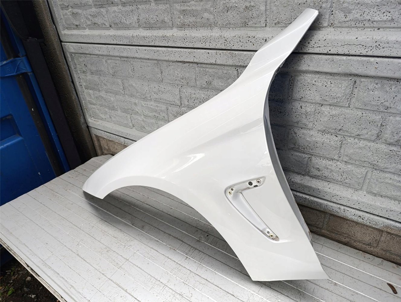 BMW IV 4 F32 F33 F36 BŁOTNIK LEWY PRZEDNI ORYGINAŁ (17718233974)