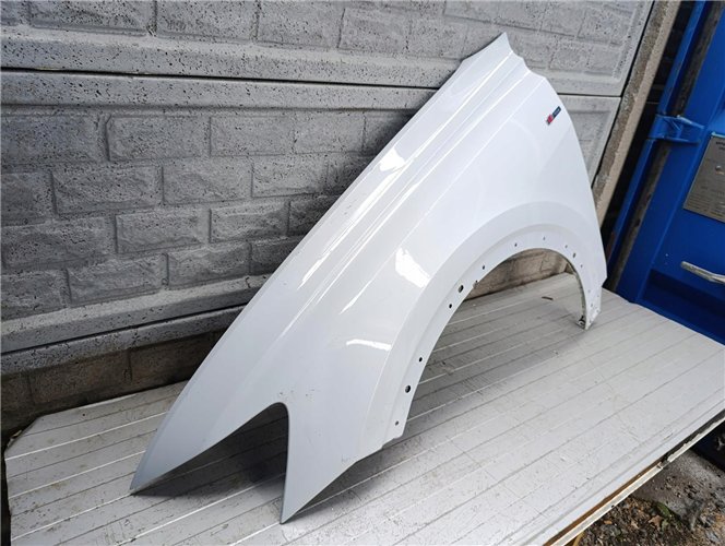 AUDI Q8 Q 8 BŁOTNIK PRZEDNI LEWY ORYGINAŁ (17718238640)