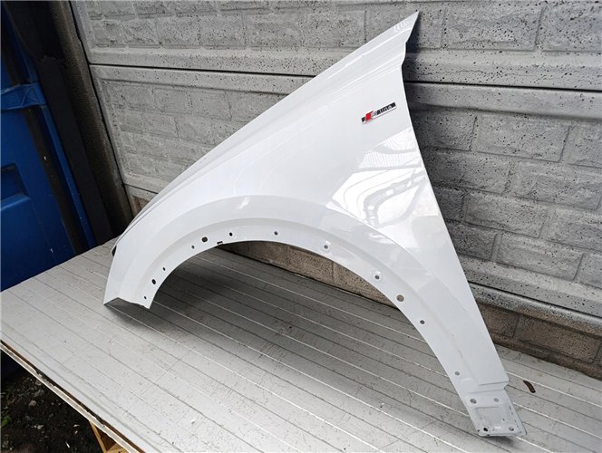 AUDI Q8 Q 8 BŁOTNIK PRZEDNI LEWY ORYGINAŁ (17718238640)