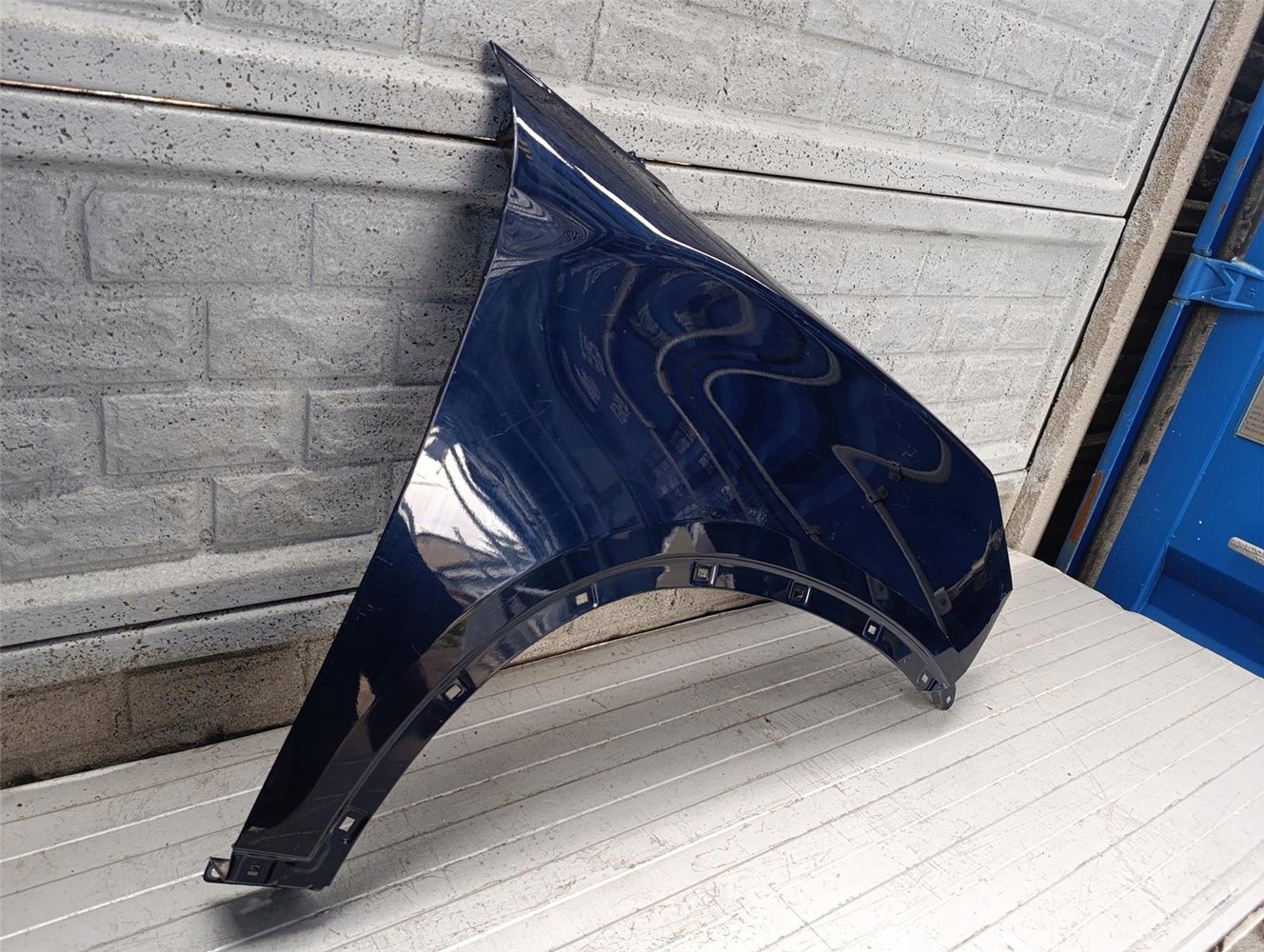 SSANGYONG REXTON 2 II G4 17-24 BŁOTNIK PRAWY PRZEDNI ORYGINAŁ (17718247086)