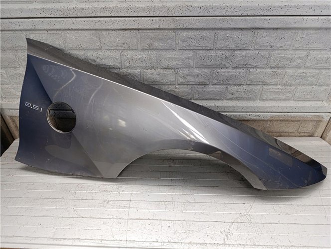 BMW Z4 E85 E86 BŁOTNIK PRAWY PRZÓD ORYGINAŁ (17718256853)