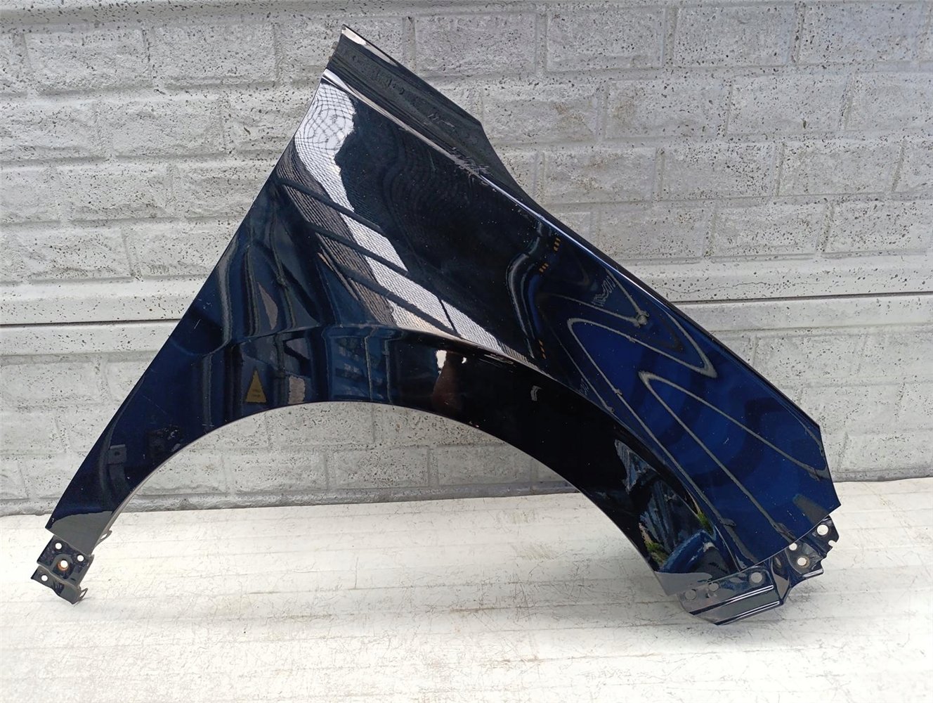 DONGFENG FORTHING 5 T5 T-5 T-FIVE BŁOTNIK PRAWY PRZEDNI ORYGINAŁ (17718265071)