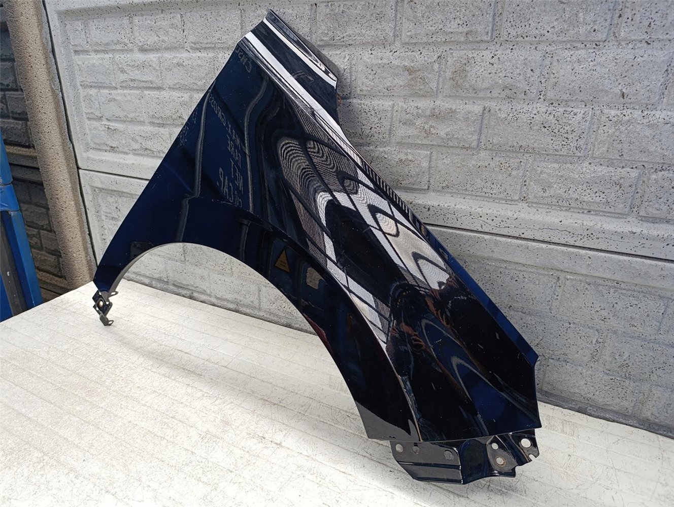 DONGFENG FORTHING 5 T5 T-5 T-FIVE BŁOTNIK PRAWY PRZEDNI ORYGINAŁ (17718265071)