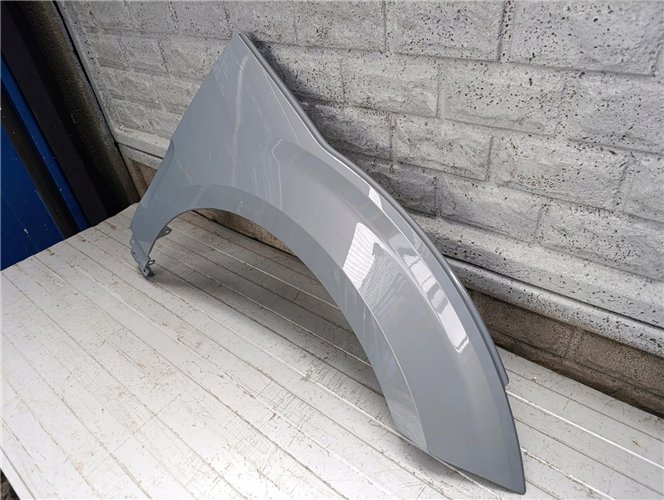 VOLVO EX30 2023- BŁOTNIK PRZEDNI PRAWY ORYGINAŁ (17727406127)