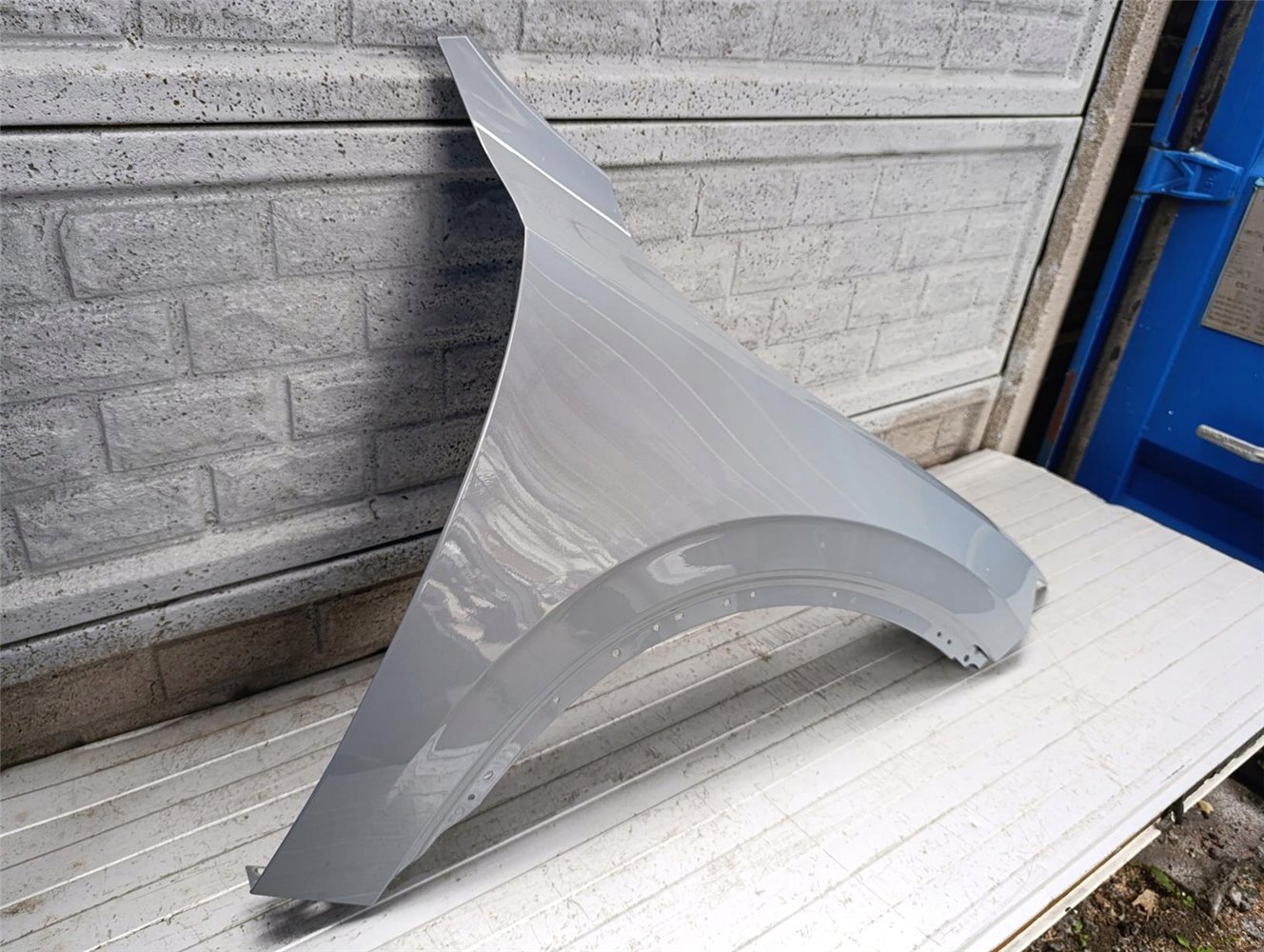 VOLVO XC 90 XC90 lift II 24- BŁOTNIK PRZEDNI PRAWY ORYGINAŁ (17727483032)