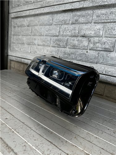 LAMPA PRAWA BMW serii 5 (G30, G31) reflektor 5A388D6-04 ORYGINAŁ LASER (17734049489)