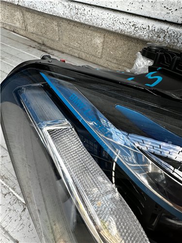 LAMPA PRAWA BMW serii 5 (G30, G31) reflektor 5A388D6-04 ORYGINAŁ LASER (17734049489)