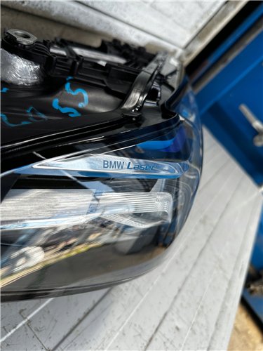 LAMPA PRAWA BMW serii 5 (G30, G31) reflektor 5A388D6-04 ORYGINAŁ LASER (17734049489)