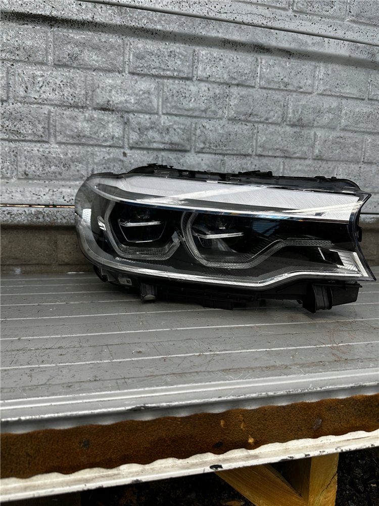 BMW 5 G30 G31 M5 F90 FULL LED ADAPTIVE PRAWA EU (17734280822)