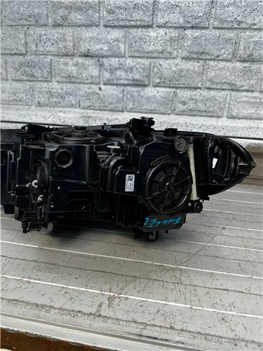 BMW 5 G30 G31 M5 F90 FULL LED ADAPTIVE PRAWA EU (17734280822)