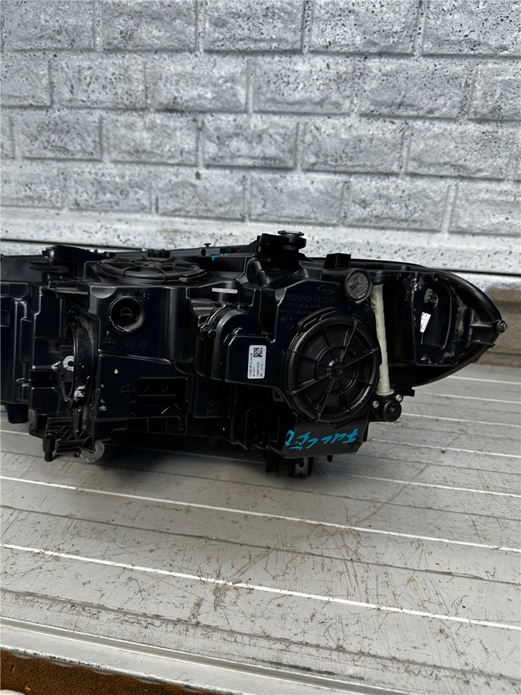 BMW 5 G30 G31 M5 F90 FULL LED ADAPTIVE PRAWA EU (17734280822)