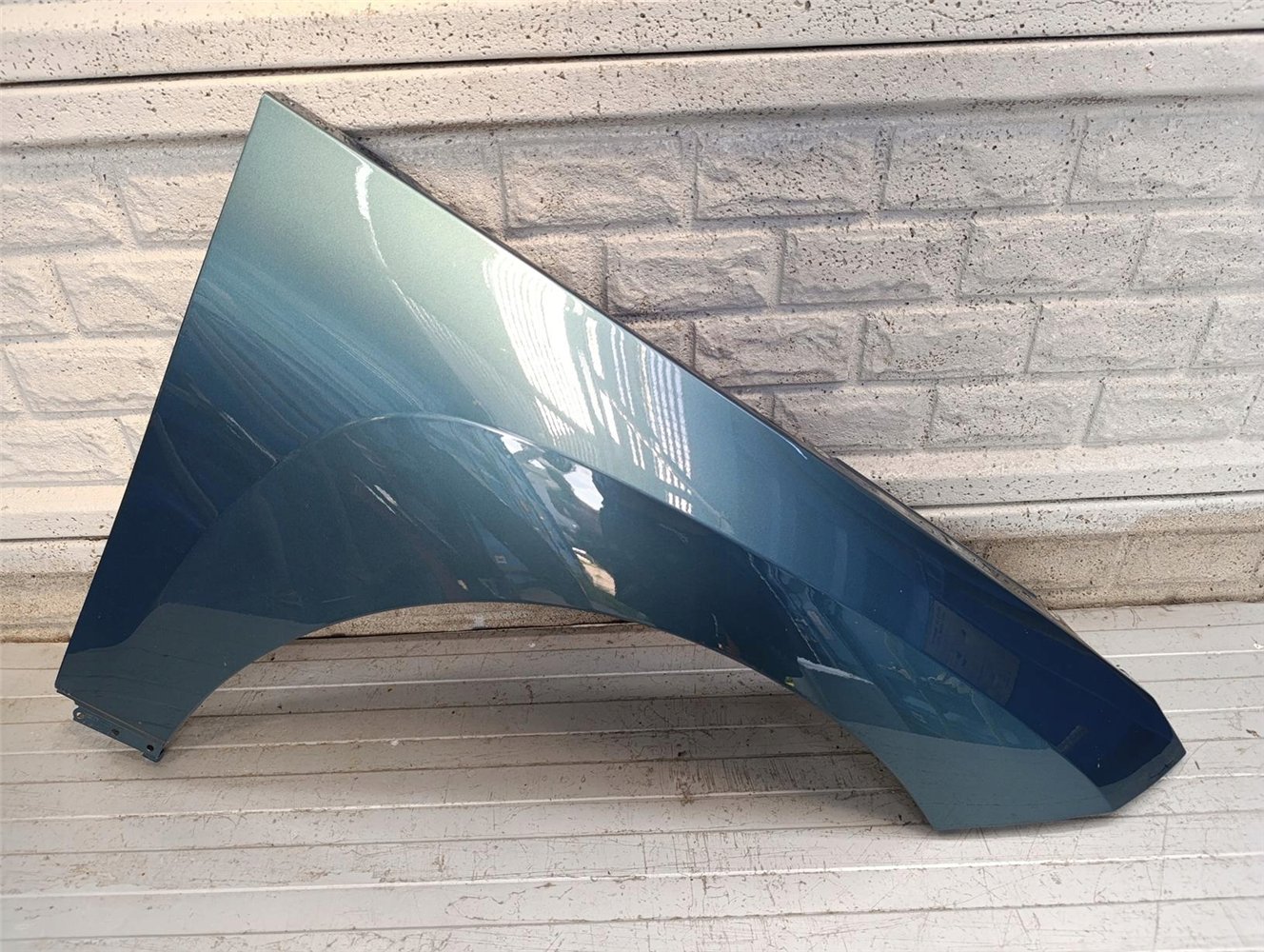 BMW iX i-X BŁOTNIK PRAWY PRZEDNI ORYGINAŁ (17736462287)