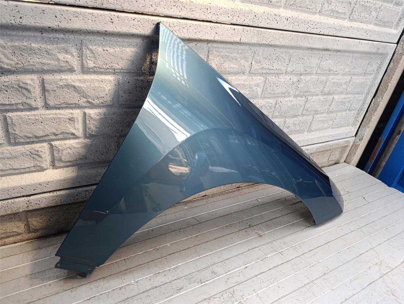 BMW iX i-X BŁOTNIK PRAWY PRZEDNI ORYGINAŁ (17736462287)