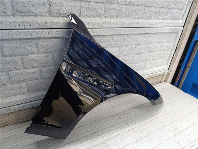 JAGUAR XF 2015 - 2024 BŁOTNIK PRZEDNI PRAWY ORYGINAŁ (17736483023)