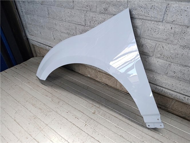 VOLVO EX30 2023- BŁOTNIK PRZEDNI LEWY ORYGINAŁ (17741514405)