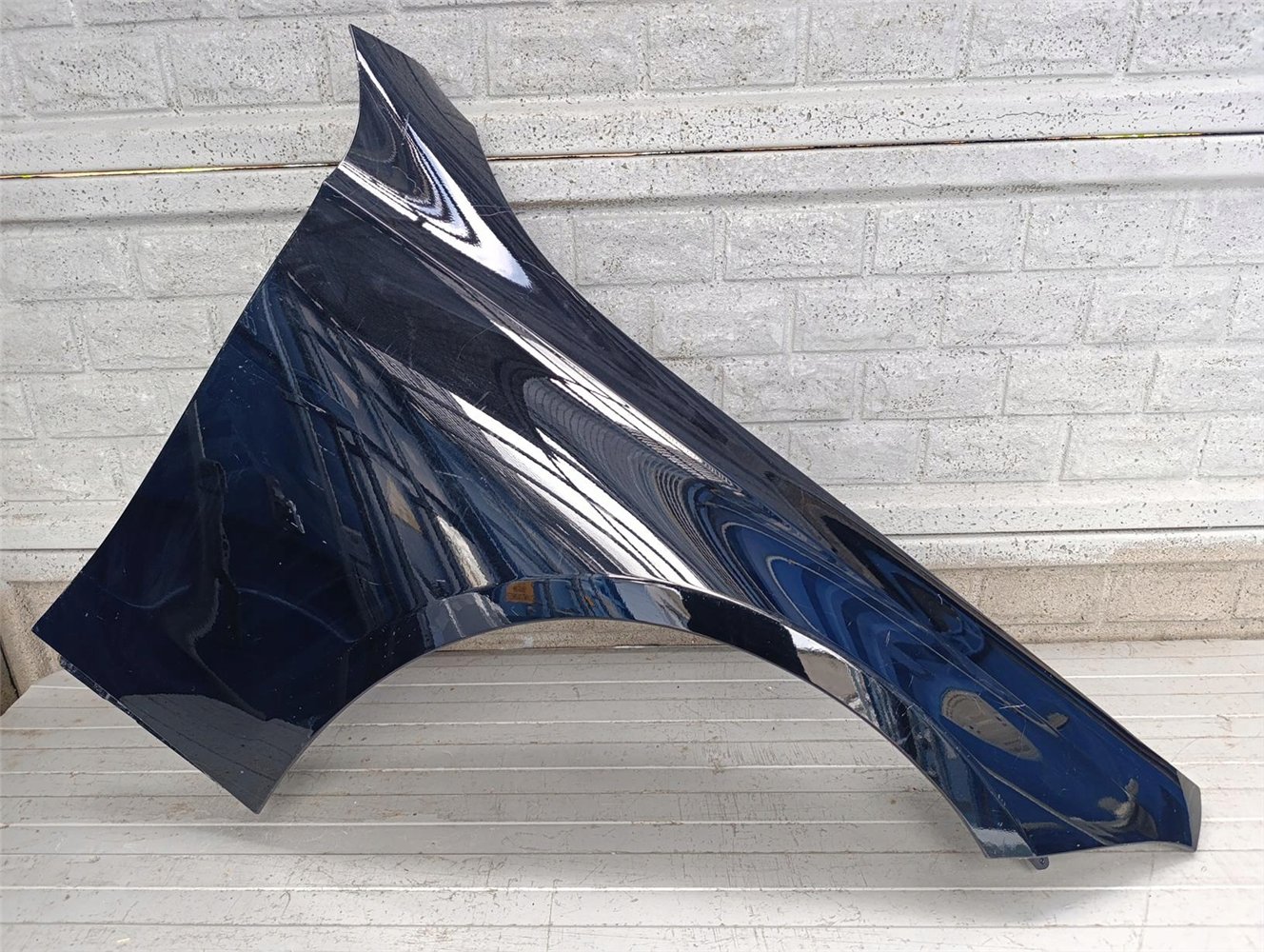 MERCEDES CLE C236 A236 23- BŁOTNIK PRAWY ORYGINAŁ (17741544650)