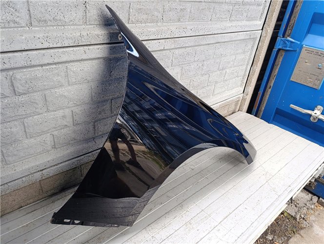 MERCEDES CLE C236 A236 23- BŁOTNIK PRAWY ORYGINAŁ (17741544650)