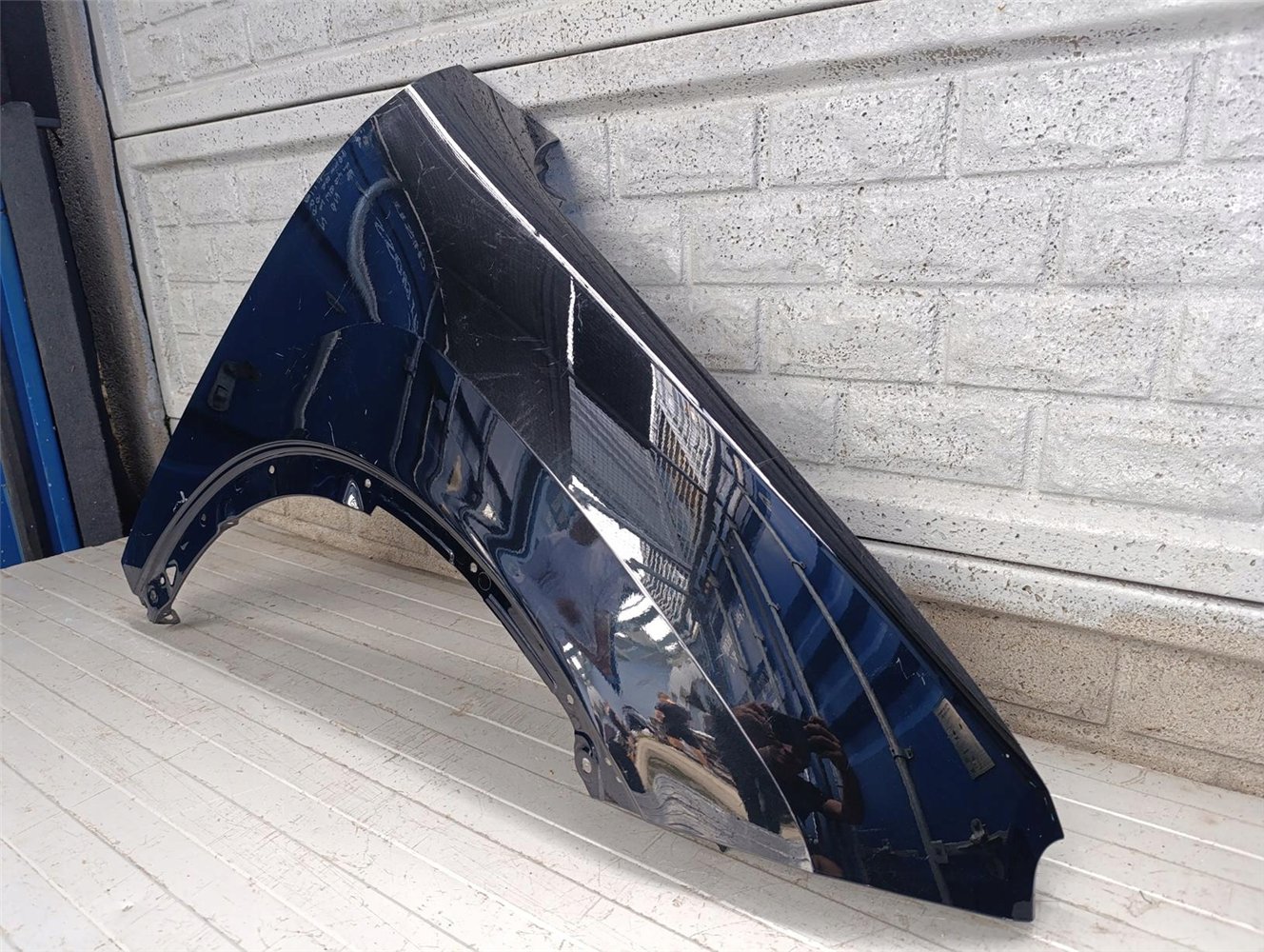 MINI COUNTRYMAN 3 III EV 23- U24 U25 BŁOTNIK PRAWY PRZÓD ORYGINAŁ (17741546608)