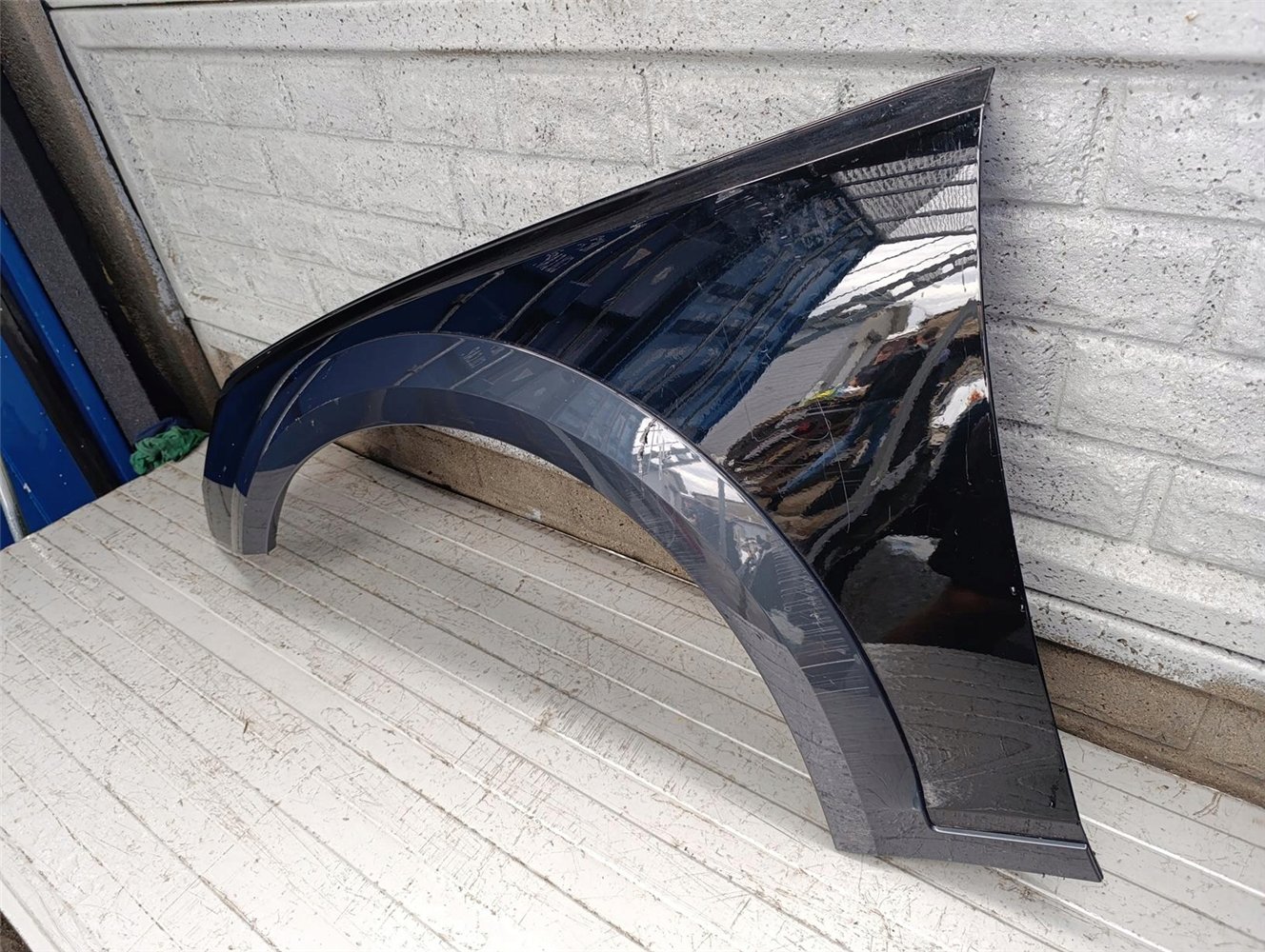 AUDI A4 ALLROAD B9 LIFT 19-24 BŁOTNIK LEWY ORYGINAŁ (17752500157)