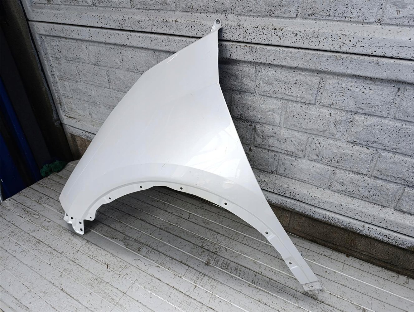 TOYOTA CHR C-HR 2 II 2024- BŁOTNIK PRZEDNI LEWY ORYGINAŁ (17752511111)