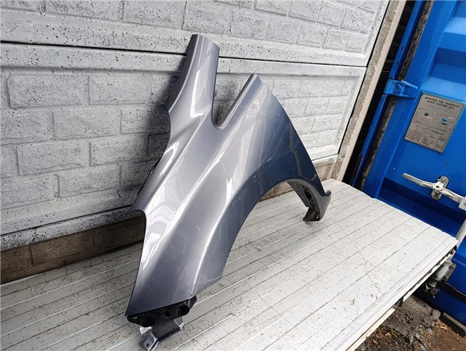 NISSAN NOTE 2 II 2013-BŁOTNIK PRZEDNI LEWY ORYGINAŁ (17752512425)