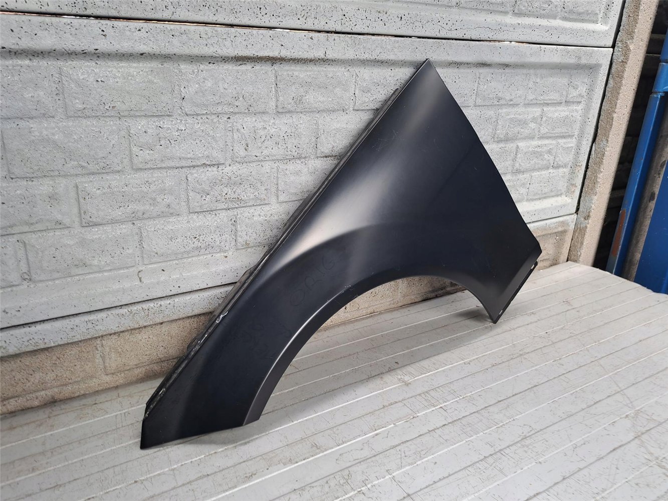 MERCEDES C KLASA W204 07-14 BŁOTNIK PRZEDNI LEWY NOWY ORYGINAŁ (17755069287)