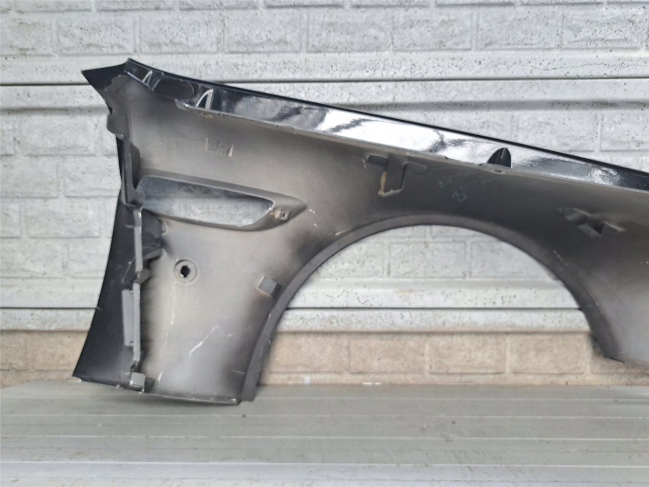 ASTON MARTIN VANTAGE 1 I 2005-18 6G33-16006 BŁOTNIK PRZEDNI LEWY ORYGINAŁ (17755118594)