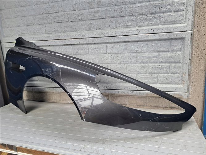 ASTON MARTIN VIRAGE 2011-12 CG43-16005 BŁOTNIK PRZEDNI PRAWY ORYGINAŁ (17755192790)