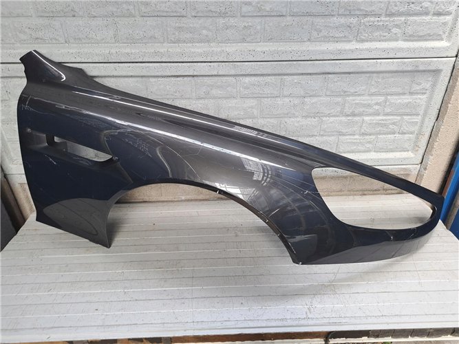 ASTON MARTIN VIRAGE 2011-12 CG43-16005 BŁOTNIK PRZEDNI PRAWY ORYGINAŁ (17755192790)