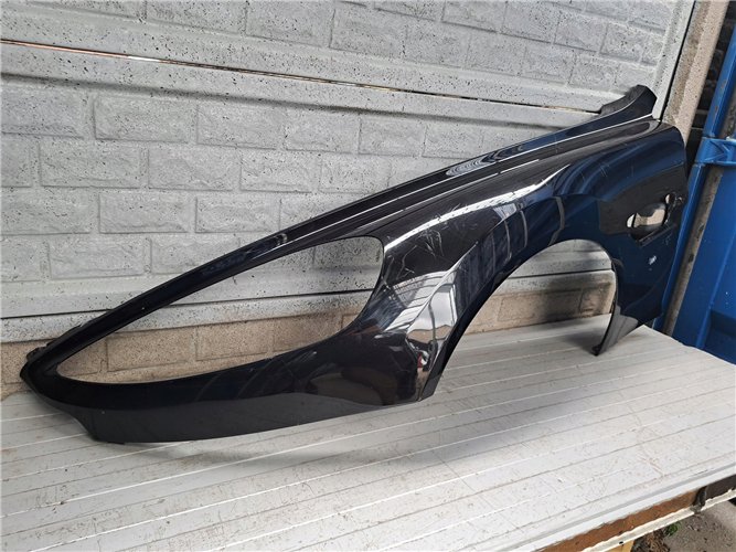 ASTON MARTIN VANQUISH 2 2012-18 qa16-1200 BŁOTNIK PRZEDNI LEWY ORYGINAŁ (17755424376)