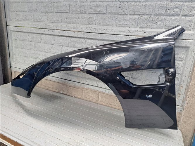 ASTON MARTIN VANQUISH 2 2012-18 qa16-1200 BŁOTNIK PRZEDNI LEWY ORYGINAŁ (17755424376)