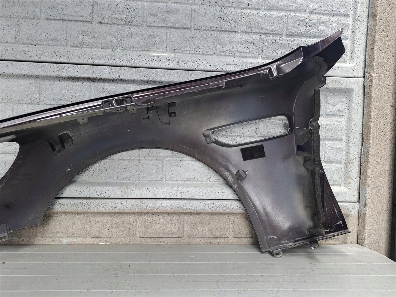 ASTON MARTIN RAPIDE 2010-13 AD43-16005-AA BŁOTNIK PRZEDNI PRAWY ORYGINAŁ (17756009398)