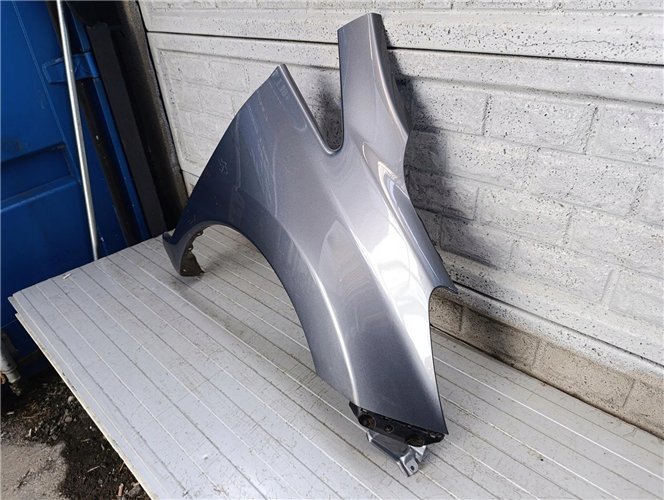 NISSAN NOTE 2 II 2013- BŁOTNIK PRZEDNI PRAWY ORYGINAŁ (17757645013)