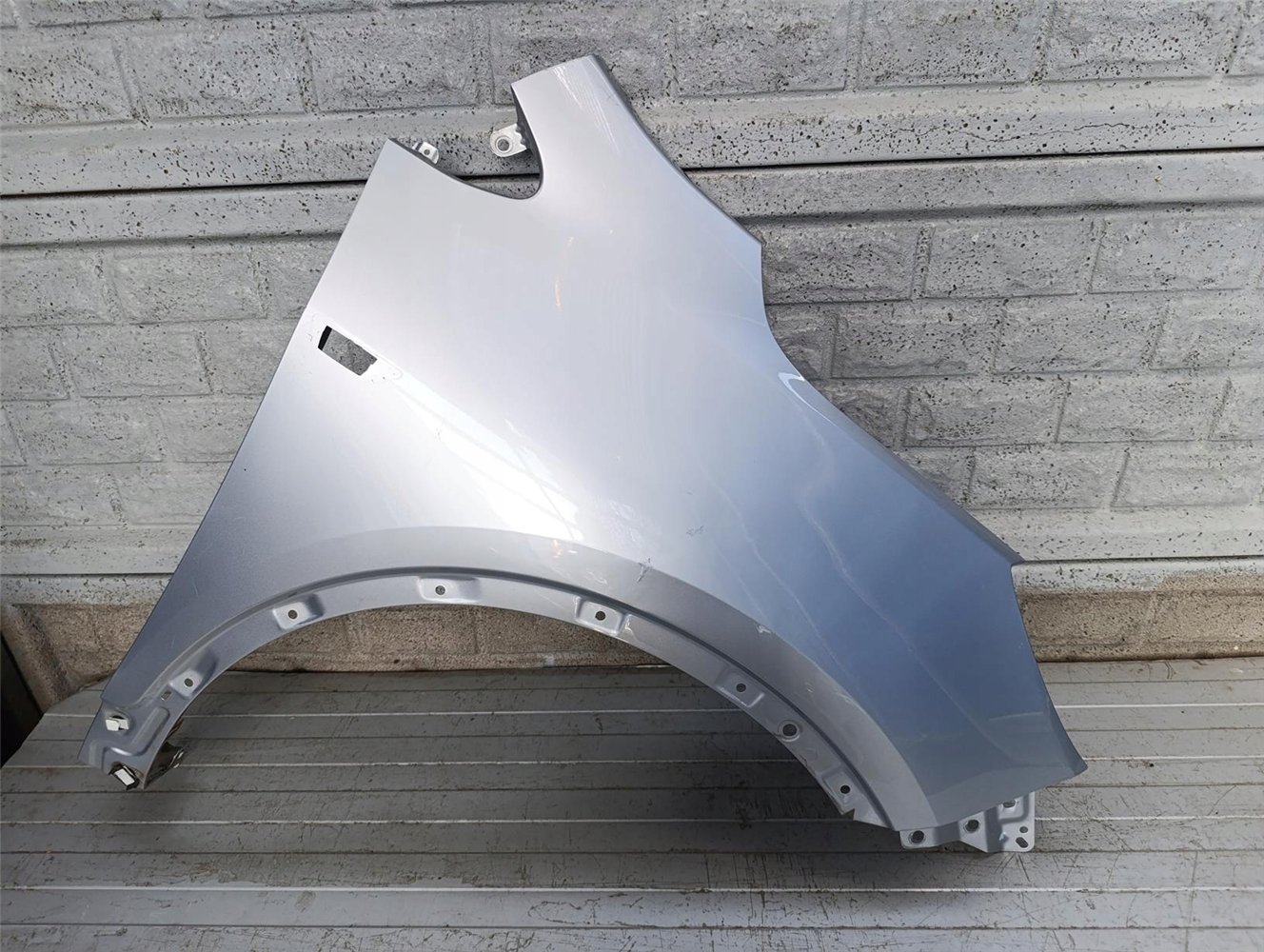 BŁOTNIK PRZEDNI PRAWY OPEL MOKKA X 16-22 ORYGINAŁ (17757647532)