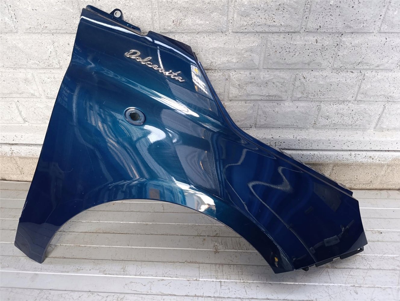 FIAT 500 2007-2024 BŁOTNIK PRAWY PRZEDNI ORYGINAŁ (17757653441)