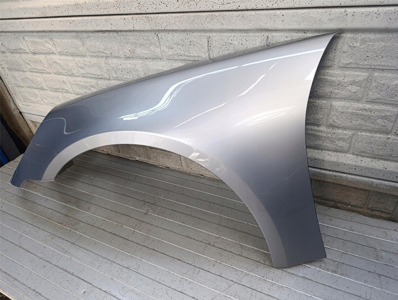 PORSCHE 911 992 BŁOTNIK LEWY PRZEDNI ORYGINAŁ (17757665114)