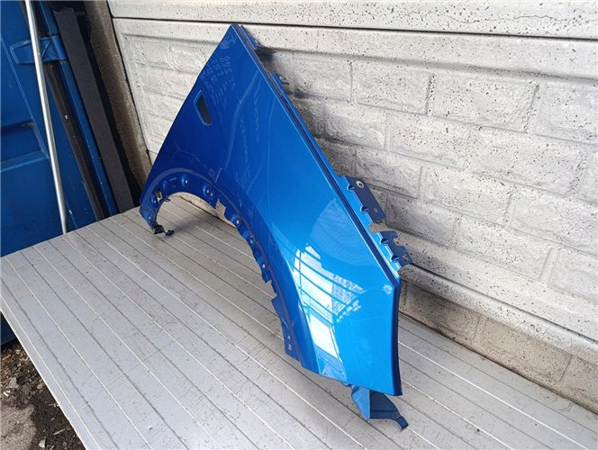 OPEL GRANDLAND X 17-25 BŁOTNIK PRAWY PRZEDNI ORYGINAŁ (17757681125)