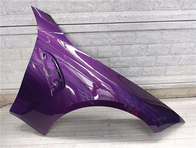 BMW M3 G80 BŁOTNIK PRAWY PRZEDNI ORYGINAŁ (17760569952)