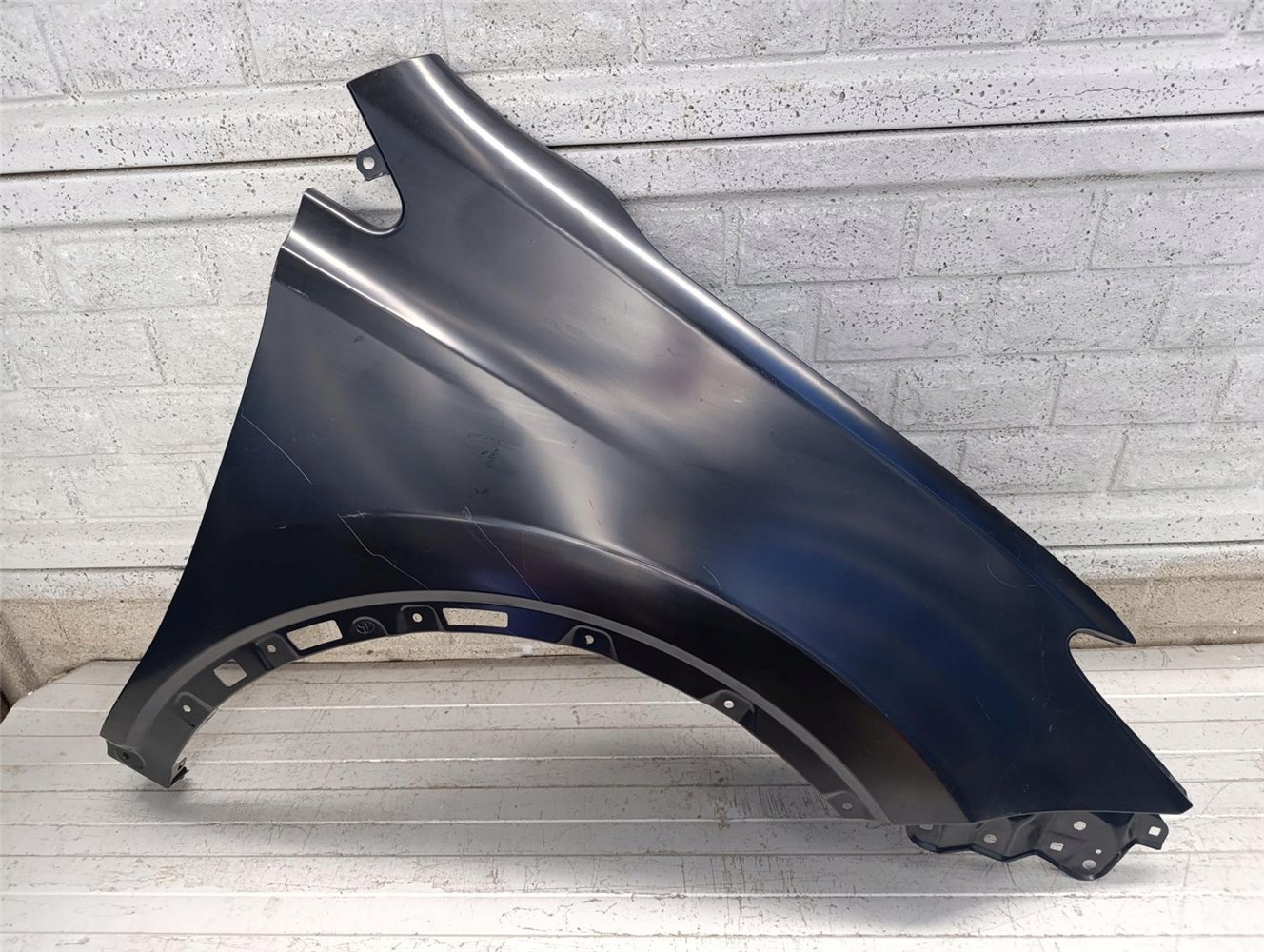 TOYOTA RAV4 RAV IV 13-19 BŁOTNIK PRAWY PRZEDNI NOWY ORYGINAŁ (17760573222)