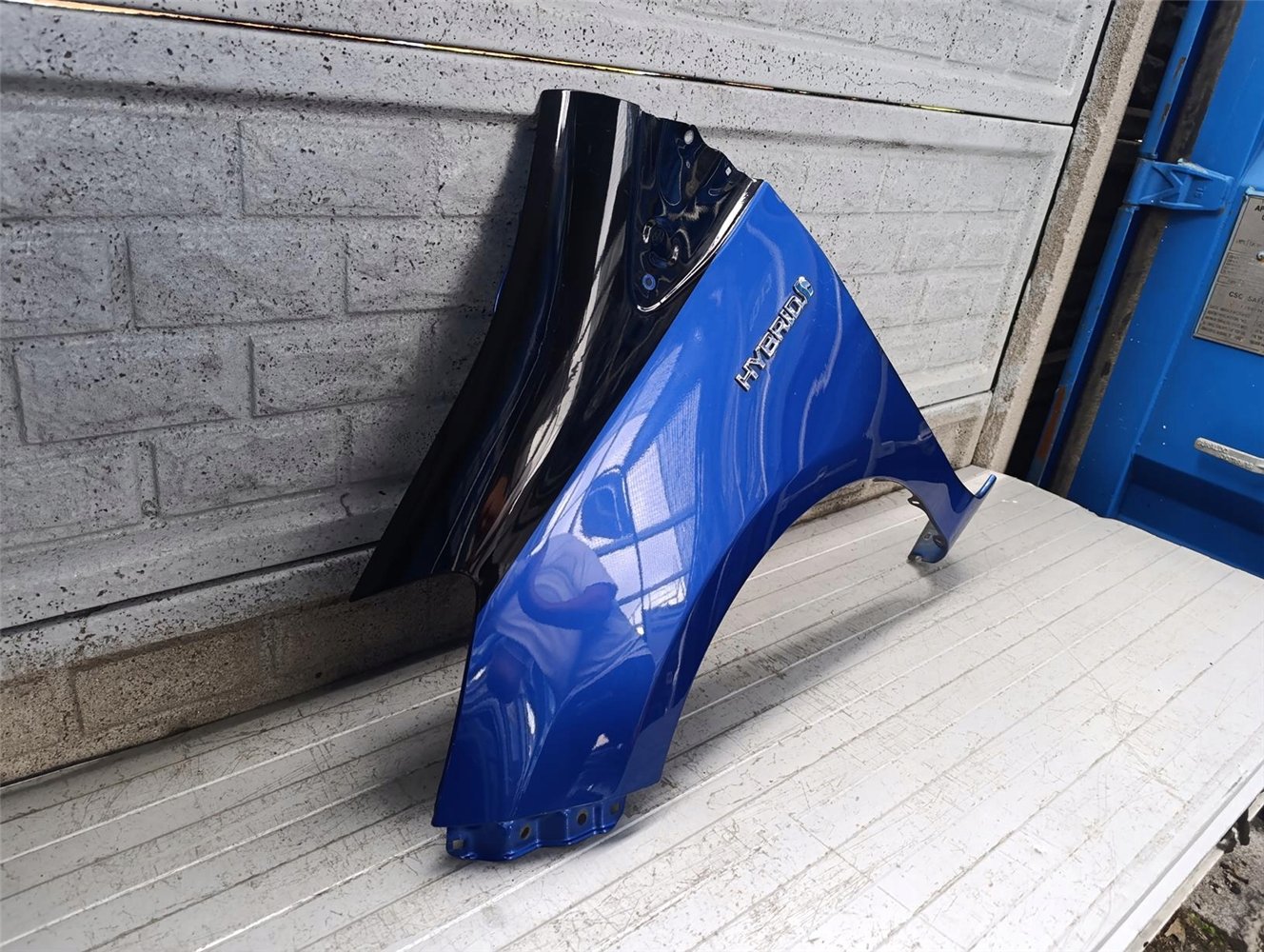 TOYOTA YARIS 3 III 11-20 BŁOTNIK LEWY PRZÓD ORYGINAŁ (17760574996)