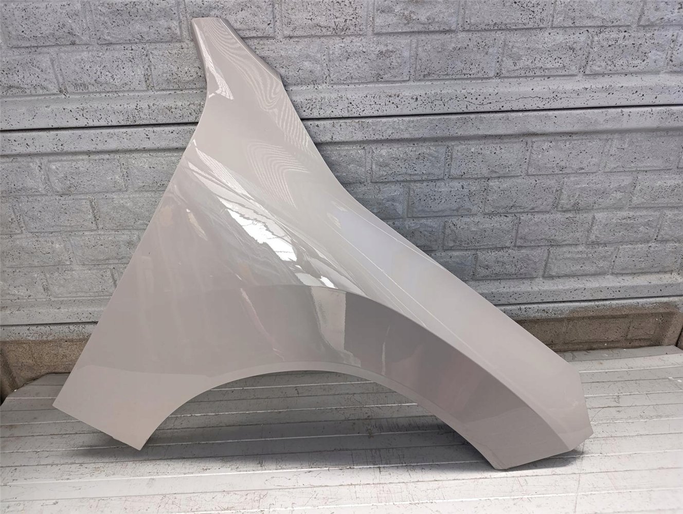 BMW X3 G45 2024- BŁOTNIK PRAWY PRZEDNI ORYGINAŁ (17760587270)