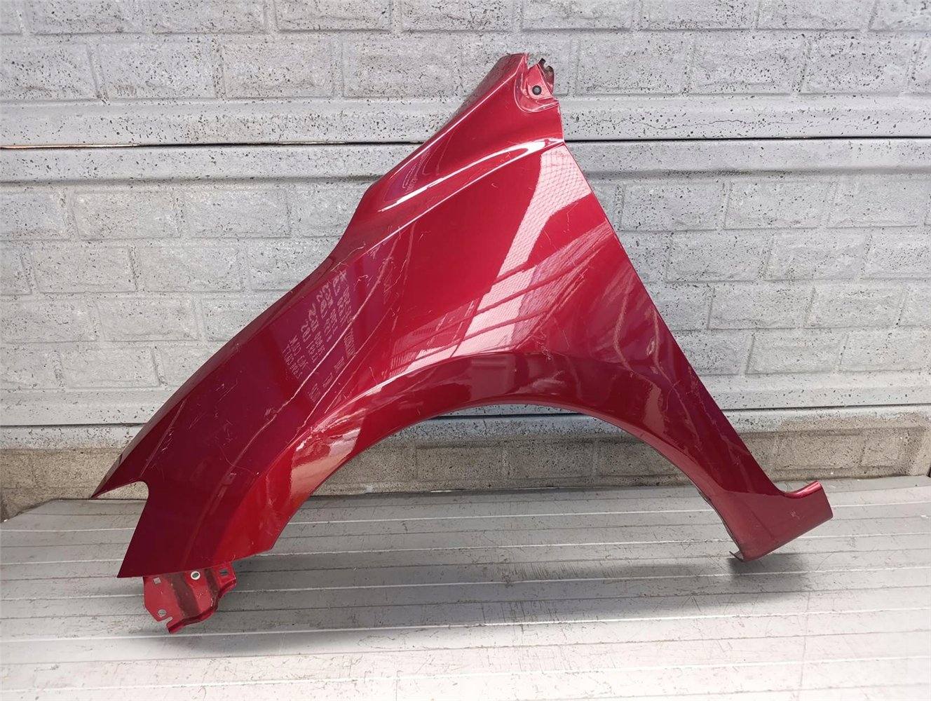 NISSAN PULSAR 2014-2024 BŁOTNIK PRZEDNI LEWY ORYGINAŁ (17760590395)