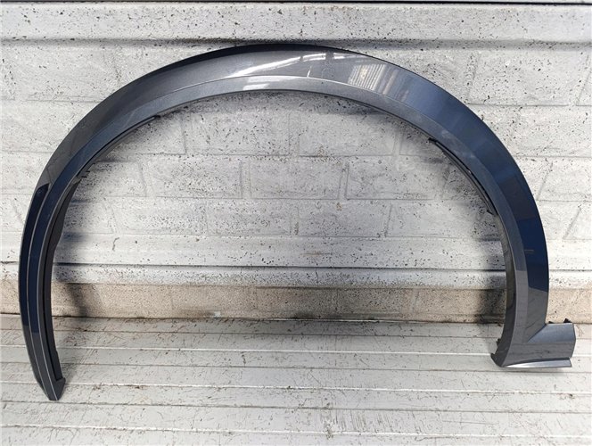 LISTWA AUDI E-TRON S 4KE.853.718D LEWA ORYGINAŁ (17763336563)