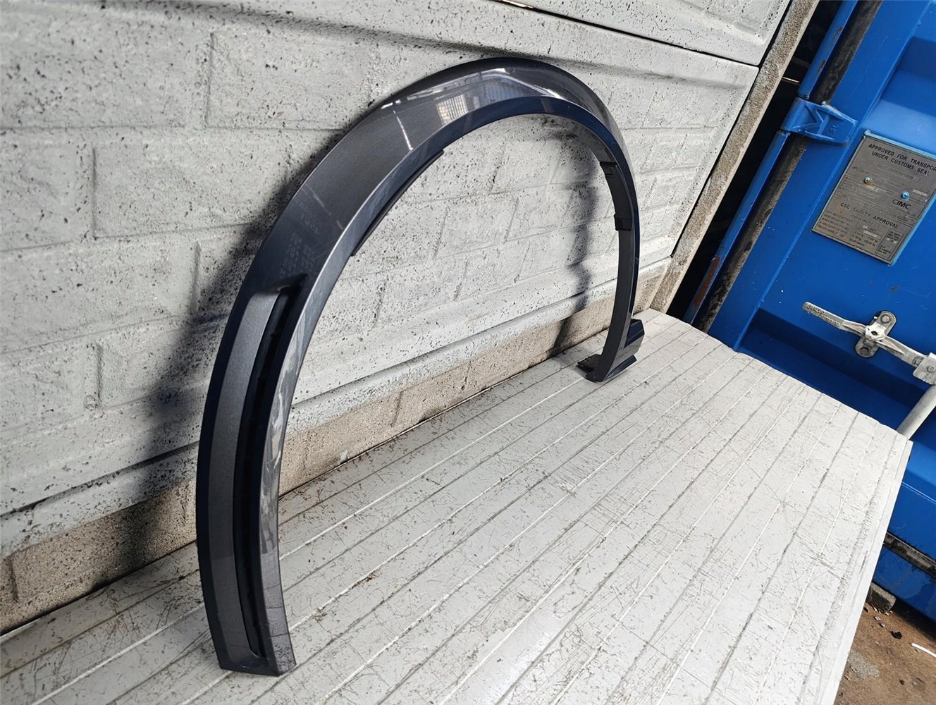 LISTWA AUDI E-TRON S 4KE.853.718D LEWA ORYGINAŁ (17763336563)