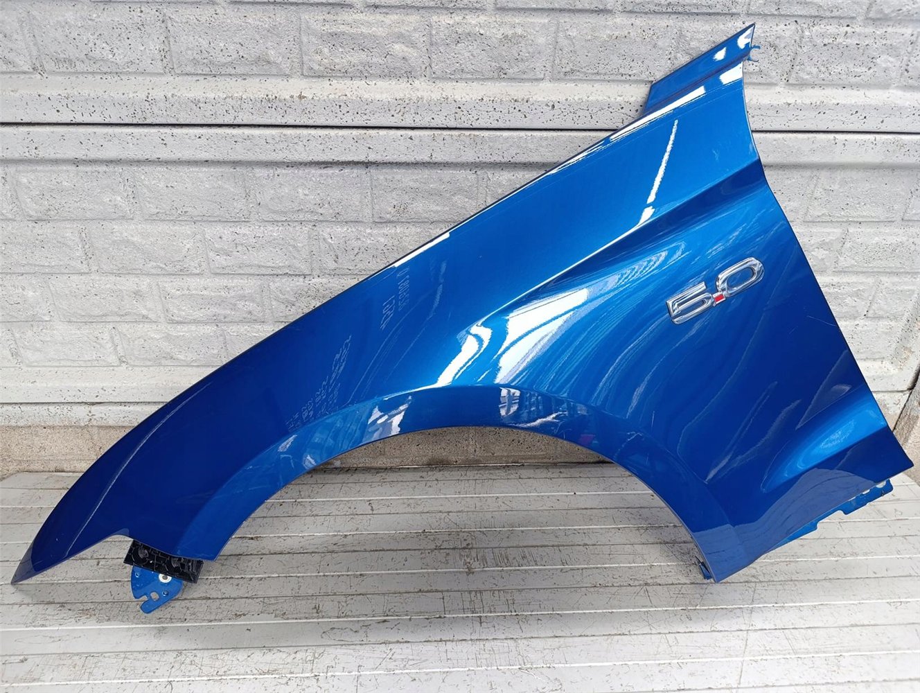 FORD MUSTANG VI 14 - 18 BŁOTNIK LEWY PRZEDNI ORYGINAŁ (17763348792)
