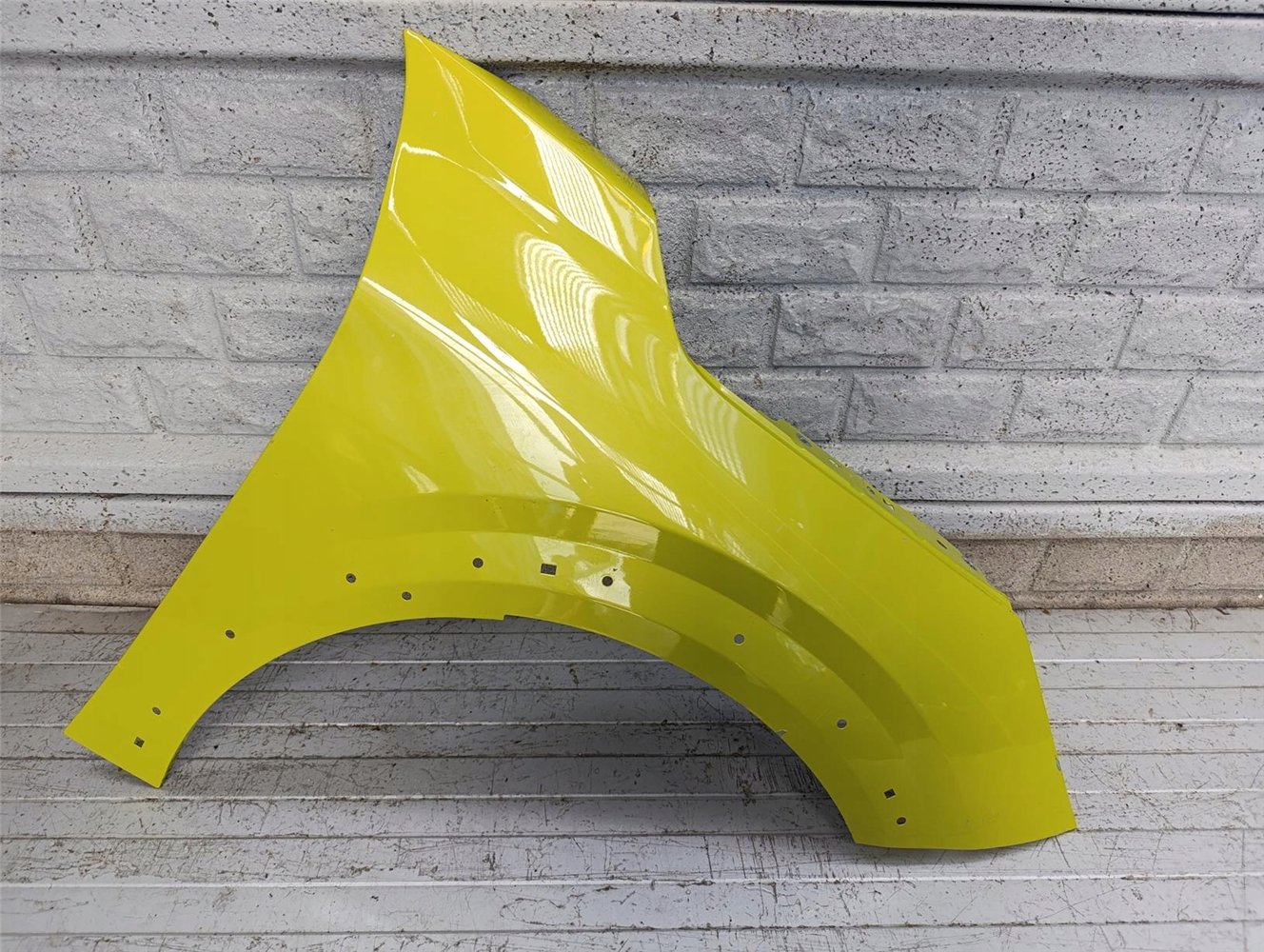 PEUGEOT 208 II GTI 2019-2023 BŁOTNIK PRAWY PRZEDNI ORYGINAŁ (17763370599)