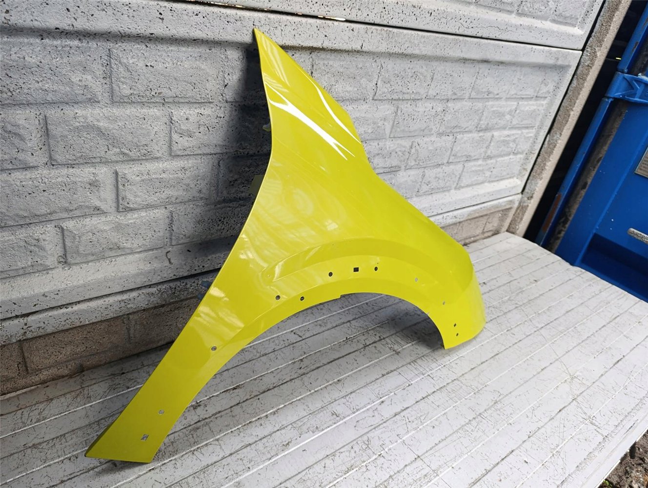 PEUGEOT 208 II GTI 2019-2023 BŁOTNIK PRAWY PRZEDNI ORYGINAŁ (17763370599)