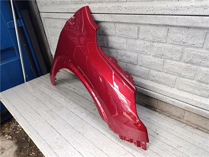 SUZUKI SX4 S CROSS 2022-25 BŁOTNIK PRAWY ORYGINAŁ (17763379343)