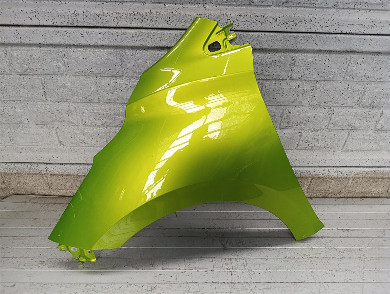 NISSAN MICRA K14 2017 - 2024 BŁOTNIK LEWY PRZEDNI ORYGINAŁ (17770067683)